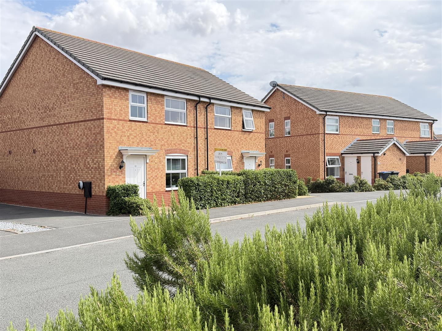 Yew Tree Way, Barford, Warwick